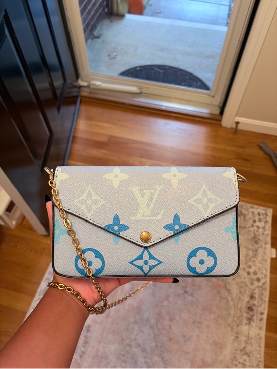 Louis Vuitton Handbags - Louis Vuitton Cream & Blue Monogram Chain Wallet